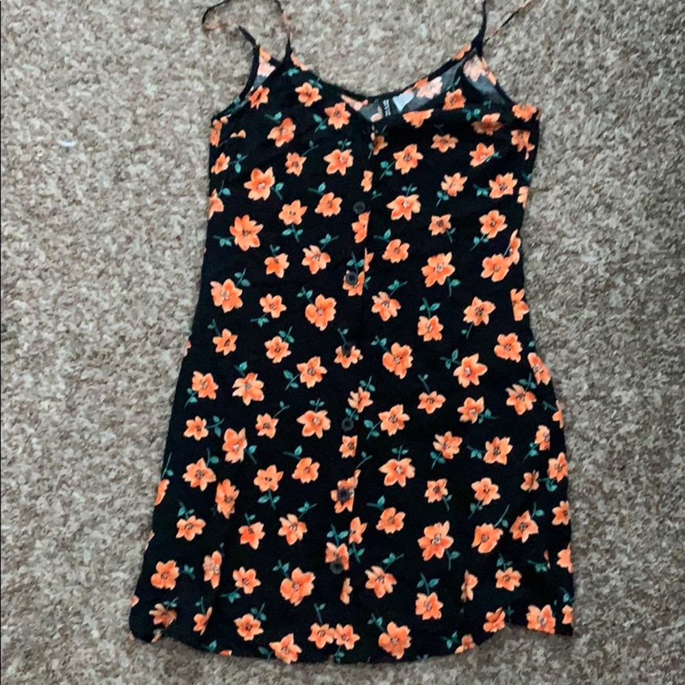 Cute black and floral dress from H&M size 4.